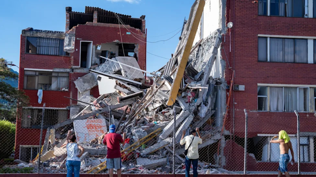 Bancos en Colombia destinarán 1,1 billones de pesos en alivios para damnificados por el terremoto