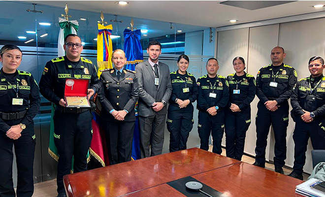 ¿Cuánto gana un policía en Colombia? Así quedaron los salarios y primas para este 2026