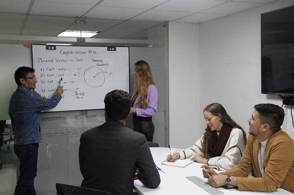 El 17 de abril es Día Cívico en Colombia: ¿quiénes no trabajan en esta jornada y de dónde surgió?