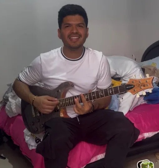 Revelan quién es el colombiano que intentó abrir puertas en vuelo Bogotá-Frankfurt y sus razones