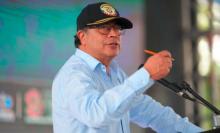 Petro llamó a consulta a la embajadora de Colombia en Israel: "si no detiene la masacre del pueblo palestino, no podemos estar allá"