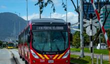 Alcalde electo Carlos Galán dio a conocer que el pasaje de TransMilenio quedará en $3.100 en 2024