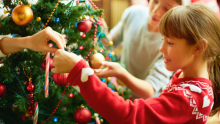 Así puede limpiar el árbol de Navidad antes de armarlo