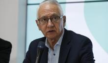 Ministro de Salud propuso nueva reforma tributaria para financiar cambios al sistema de salud 