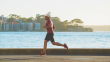 La forma de caminar podría revelar aspectos clave de la salud: esto encontró un estudio