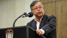 Petro señaló que el "secretario general de la Cancillería nos traicionó" por contrato de pasaportes