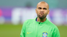 Dani Alves seguirá el fin de semana en prisión: no ha podido reunir el millón de euros de la fianza