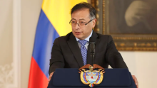 Petro defiende la intervención a Sanitas: "el gobierno tiene la obligación de salvar el sistema"
