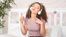 A lo YouTube: esta es la función desconocida de Google que ayuda a buscar una canción tarareando