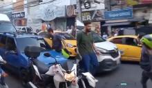 Hombre en Cúcuta se hizo viral al 'bravear' a hombres gigantes que lo terminaron asustando