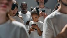 ¿Su hijo es adicto a las redes sociales? Tenga en cuenta estos consejos para ayudarlo a cambiar