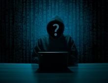 Los hábitos más comunes de algunas personas que los hacen más vulnerables a estafas, según la IA 
