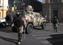Militares se retiran de la sede del Ejecutivo de Bolivia luego del intento del golpe de Estado
