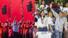 Chavismo y oposición en Venezuela se midieron fuerzas ante multitudes en el cierre de la campaña