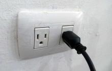 Cuide el bolsillo: este es el dispositivo que debería desconectar en la noche para ahorrar luz