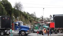 Transportadores de carga se irían a paro indefinido tras medida del gobierno de subir el precio del ACPM