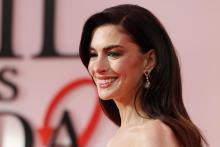 Anne Hathaway reveló que espera su tercer bebé: así fue el tierno anuncio