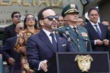 Juez ordena a De la Espriella pedir disculpas por vulnerar la neutralidad religiosa durante su posesión